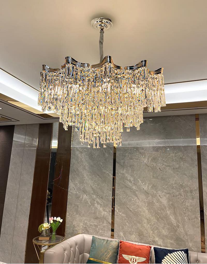 Đèn thả thủy tinh sang trọng trong phòng khách