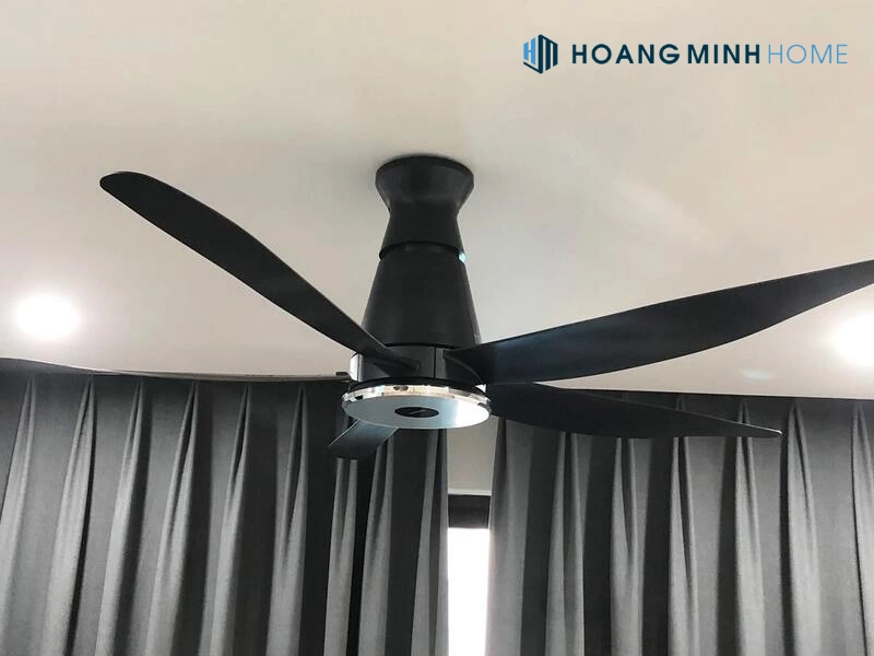 Quạt trần Panasonic 5 cánh màu đen sang trọng F-60XDN