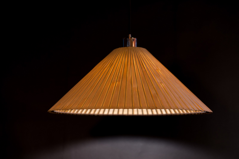 Đèn thả trần bằng gỗ hình nón lá