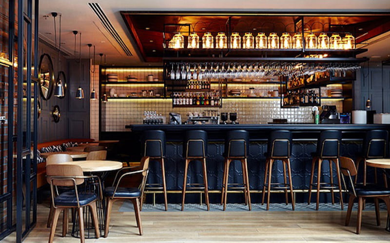 Ứng dụng của đèn thả quầy bar là rất đa dạng