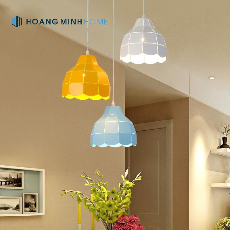 lắp đặt đèn thả kim loại an toàn