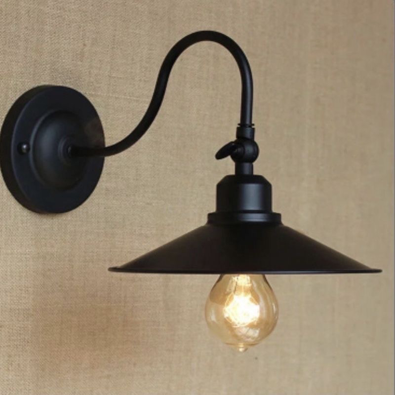 đèn tường Industrial cổ điển