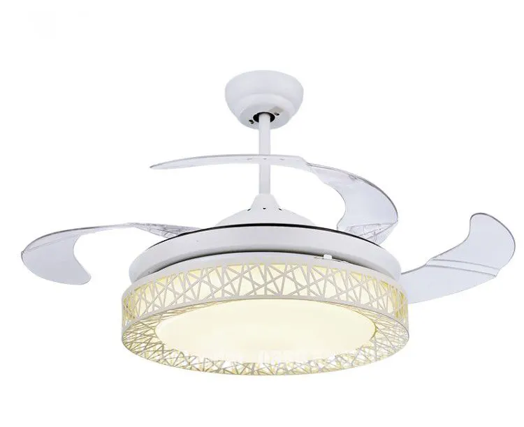 quạt trần tân cổ điển