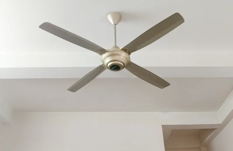 quạt trần 4 cánh