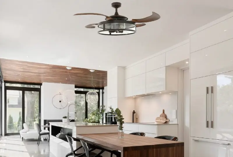 quạt trần phòng bếp