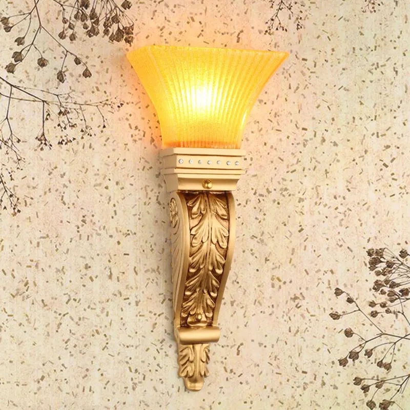 đèn tường tân cổ điển