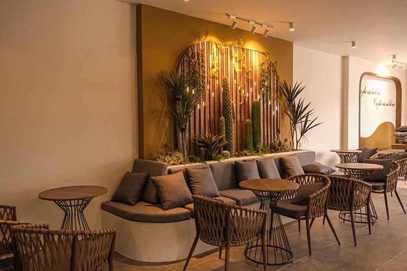 đèn treo tường quán cà phê