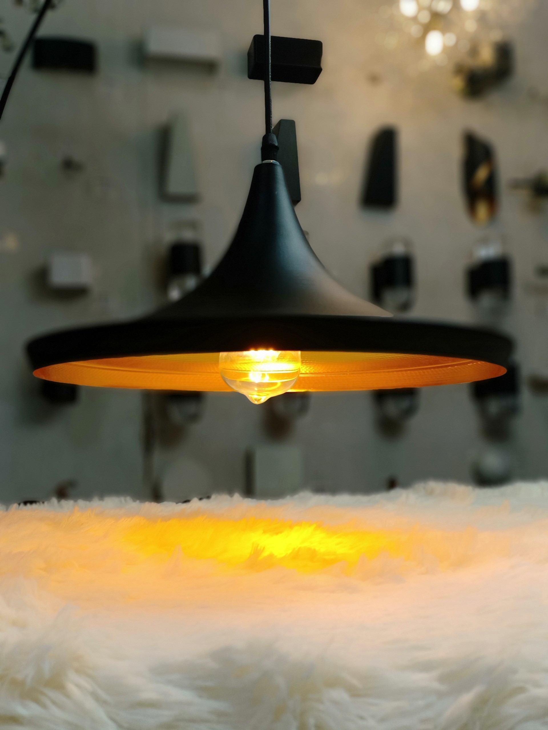 Đèn thả màu đen hình đĩa TCF01KGD-C