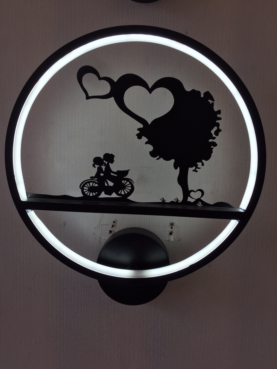 Đèn thả tròn tình yêu VK42B