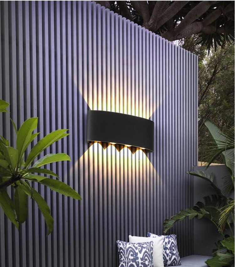 Đèn hắt tường ngoài trời 4 tia VNT2222T4