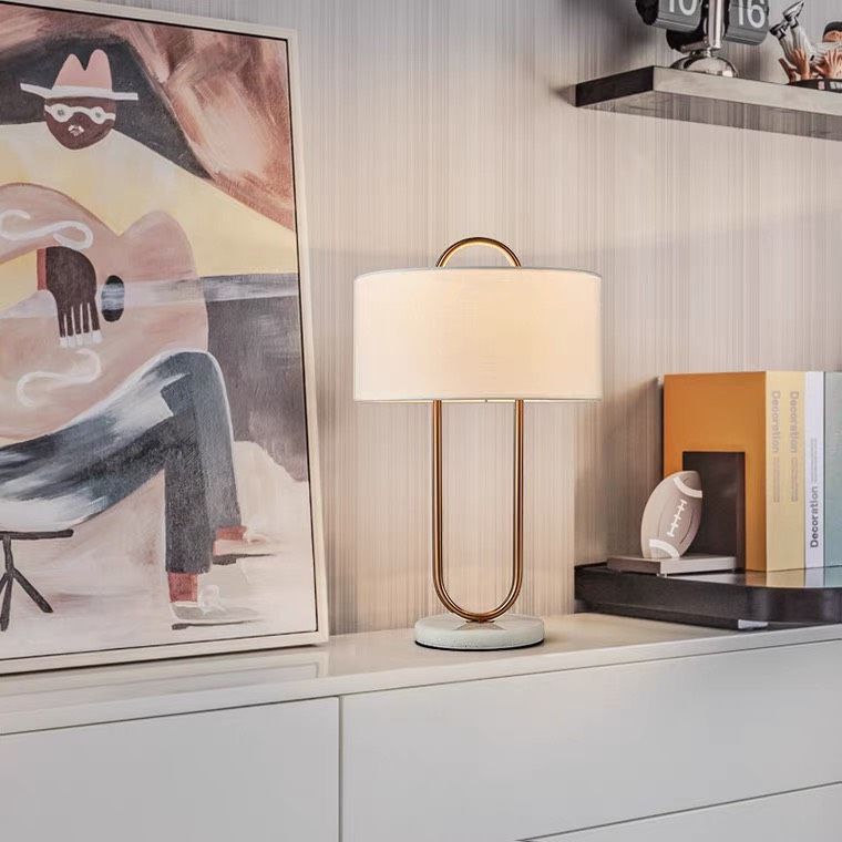 Đèn bàn hiện đại DB8172