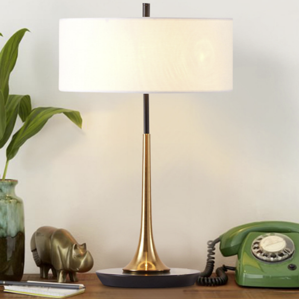 Đèn bàn chao vải bố trắng phòng ngủ DB-589