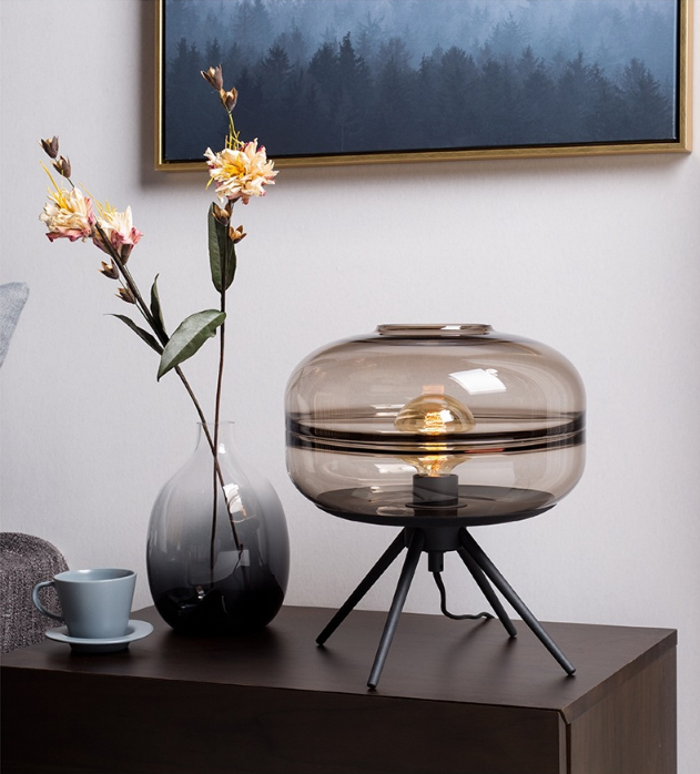 Đèn để bàn thủy tinh phòng ngủ phong cách nordic DB-605