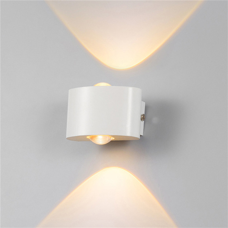 Đèn tường ngoài trời hắt 2 tia VNT-618-19